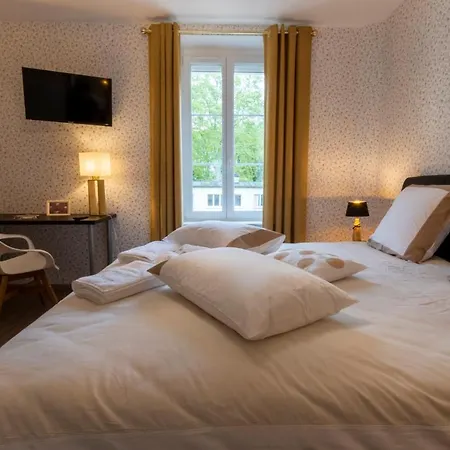 Holiday home L'or Des Fontaines 10 Personnes