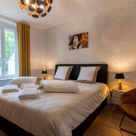 L'or Des Fontaines 10 Personnes Holiday home Troissy