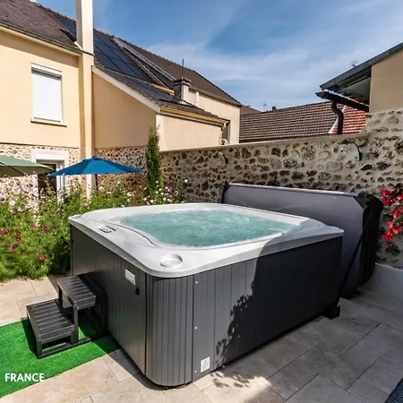 L'or Des Fontaines 10 Personnes Casa vacanze *